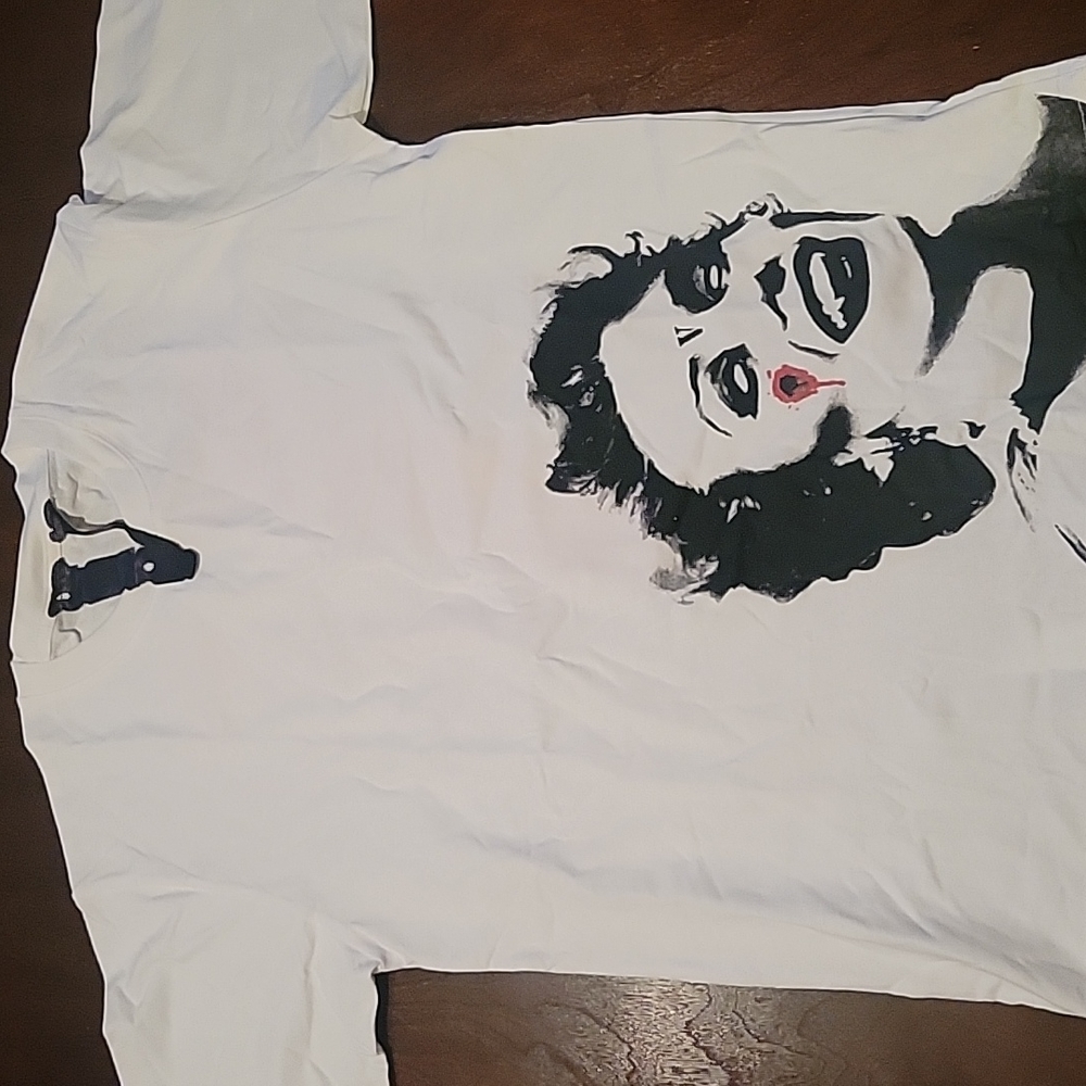 T shirt
